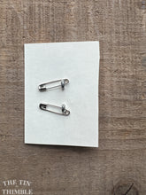 Load image into Gallery viewer, Norwegian Pewter Bear Buttons - Vintage Scandinavian Silver Buttons for Sweaters and Knitwear - 20mm