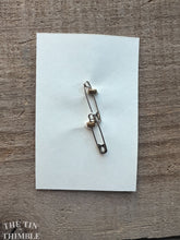 Load image into Gallery viewer, Vintage Toggle Closures - Set of 2 - 20mm (3/4 Inches) x 8mm - Gold