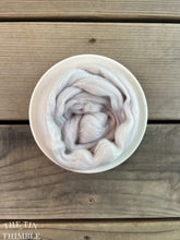 Load image into Gallery viewer, Cloud Gray Superfine Merino Wool Roving - 1 oz - Superfine Roving for Felting, Weaving, Spinning and More