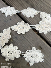 Load image into Gallery viewer, 100% Cotton Vintage Crocheted Trim - Ecru Cotton Flower Trim - Sold by the Half Yard