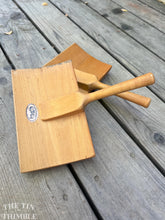 Load image into Gallery viewer, USED Curved Hand Carders by Schacht Spindle - Handmade Brush for Carding Wool - Made in Colorado, USA