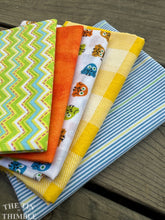 Load image into Gallery viewer, Fabric Scrap Bundle / Vintage and New Fabric Scraps / Linen Fabric Destash Grab Bag / SB307