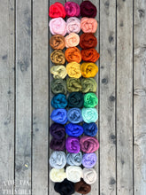 Load image into Gallery viewer, Jeans Superfine Merino Wool Roving - 1 oz - Nuno Felting / Wet Felting / Felting Supplies / Blue Roving / Extra Fine / Superfine Roving