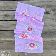Load image into Gallery viewer, Japanese Kimono Fabric, Authentic Vintage - 16" x 50" - Cotton Yukata Summer Weight Fabric