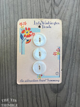 Load image into Gallery viewer, Vintage "Lady Washington Pearls" Mother of Pearl Buttons - Set of 3 - 20mm