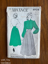 Load image into Gallery viewer, 1940s Advance #4928 Sewing Pattern - Size 16 - Bust 34" Waist 28" - Authentic Vintage 1940's Blouse and Skirt Pattern - Factory Fold