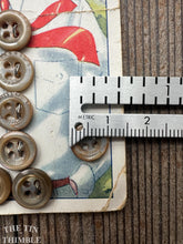 Load image into Gallery viewer, Vintage Mother of Pearl Buttons - Set of 8 - Men's Shirt Buttons - Collar Buttons - Cuff Buttons - Pearl Shirt Buttons - 10mm (3/8inch)