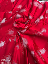 Load image into Gallery viewer, Silk Brocade "Fou Wah" Hong Kong 100% Silk Fabric - By the Yard - 30" Wide