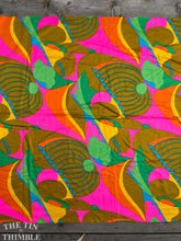 Load image into Gallery viewer, Authentic 1960s/70s Large Print 100% Cotton Fabric - 3 7/8 Yards Piece x 45" Wide