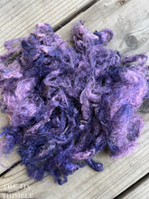 Load image into Gallery viewer, Hand Dyed Throwsters Waste Silk / 1/8 Ounce of 100% Silk Threads in the color &#39;Stormy Sky&#39;
