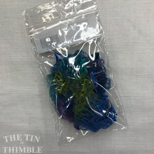 Load image into Gallery viewer, Tubular Yarn #3 / Felting Fiber / Cool Fiber - 18" - Nuno Felting / Wet Felting / Felting Supplies / Textural Fiber / Felting Yarn