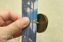 Load image into Gallery viewer, Celluloid Button / #14 / Vintage Celluloid / 1930s Buttons / 1940s Buttons / Antique Buttons / Vintage Sewing Notions / Celluloid Buttons