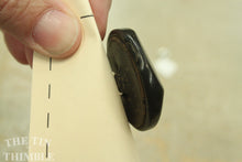 Load image into Gallery viewer, Celluloid Buttons #51 / Vintage Celluloid / 1930s Buttons / 1940s Buttons / Antique Buttons / Vintage Sewing Notions / Celluloid Buttons