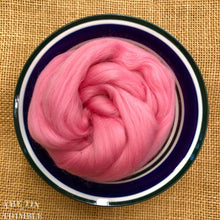 Load image into Gallery viewer, Flamingo Merino Wool Roving for Felting, Spinning or Weaving - 1 oz - Nuno, Wet or Needle Felting Fibers