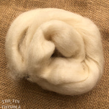 Load image into Gallery viewer, New Zealand Blend - 1 Ounce of Fiber for Spinning, Needle Felting, Wet Felting, Weaving - Natural White
