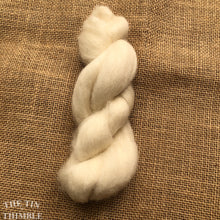 Load image into Gallery viewer, New Zealand Blend - 1 Ounce of Fiber for Spinning, Needle Felting, Wet Felting, Weaving - Natural White
