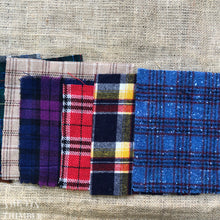 Load image into Gallery viewer, 100% Wool Felt Square - Vintage Plaid Wool - Wool Flat Felt Fabric for Embroidery, Applique & Crafts