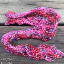 Load image into Gallery viewer, Tubular Yarn #30 / Felting Fiber / Cool Fiber - 18" - Nuno Felting / Wet Felting / Felting Supplies / Textural Fiber / Felting Yarn