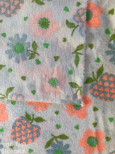 Load image into Gallery viewer, Authentic Vintage Flannel - Thick and Soft with Floral Print - 2 7/8 Yard Piece x 35" Wide
