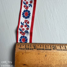 Load image into Gallery viewer, Printed Single Fold Cotton Bias Tape - 3/4" Wide Folded - Sold by the Half Yard