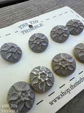 Load image into Gallery viewer, Vintage Gray Plastic Buttons - 19mm (3/4 Inch) - Set of 9 - Floral

