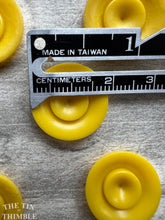 Load image into Gallery viewer, Vintage Yellow Plastic Buttons - Card of Five - 20mm (3/4 inch)
