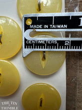 Load image into Gallery viewer, Vintage &#39;Jewel Tone&#39; Yellow Plastic Buttons - Set of 8 - 19mm (3/4 Inch) - On Original Card
