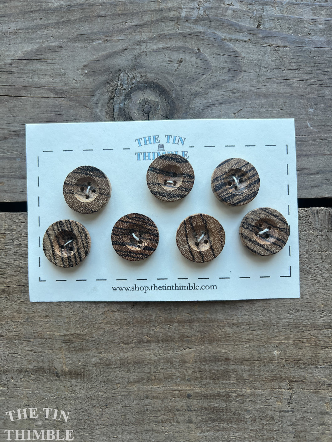 Vintage Wood Buttons - Set of 7 Wood Grain Buttons - 25mm (7/8 Inch)