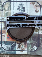 Load image into Gallery viewer, Vintage Brown Plastic Buttons - Several Sizes Available - Some on Original La Mode Brand Card
