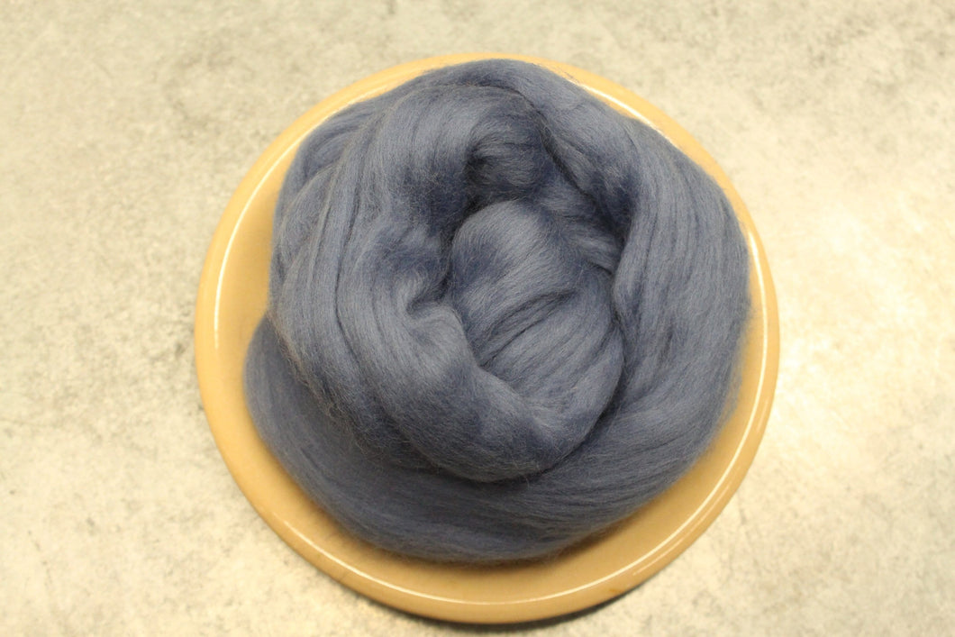 Jeans Superfine Merino Wool Roving - 1 oz - Nuno Felting / Wet Felting / Felting Supplies / Blue Roving / Extra Fine / Superfine Roving