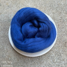 Load image into Gallery viewer, Evening Blue Superfine Merino Wool Roving - 1 oz - 19 Micron Roving for Felting, Weaving, Spinning and More
