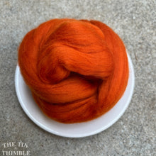 Load image into Gallery viewer, Pumpkin Superfine Merino Wool Roving - 1 oz - Nuno Felting / Wet Felting / Felting Supplies / Orange Roving / Extra Fine / Superfine Roving
