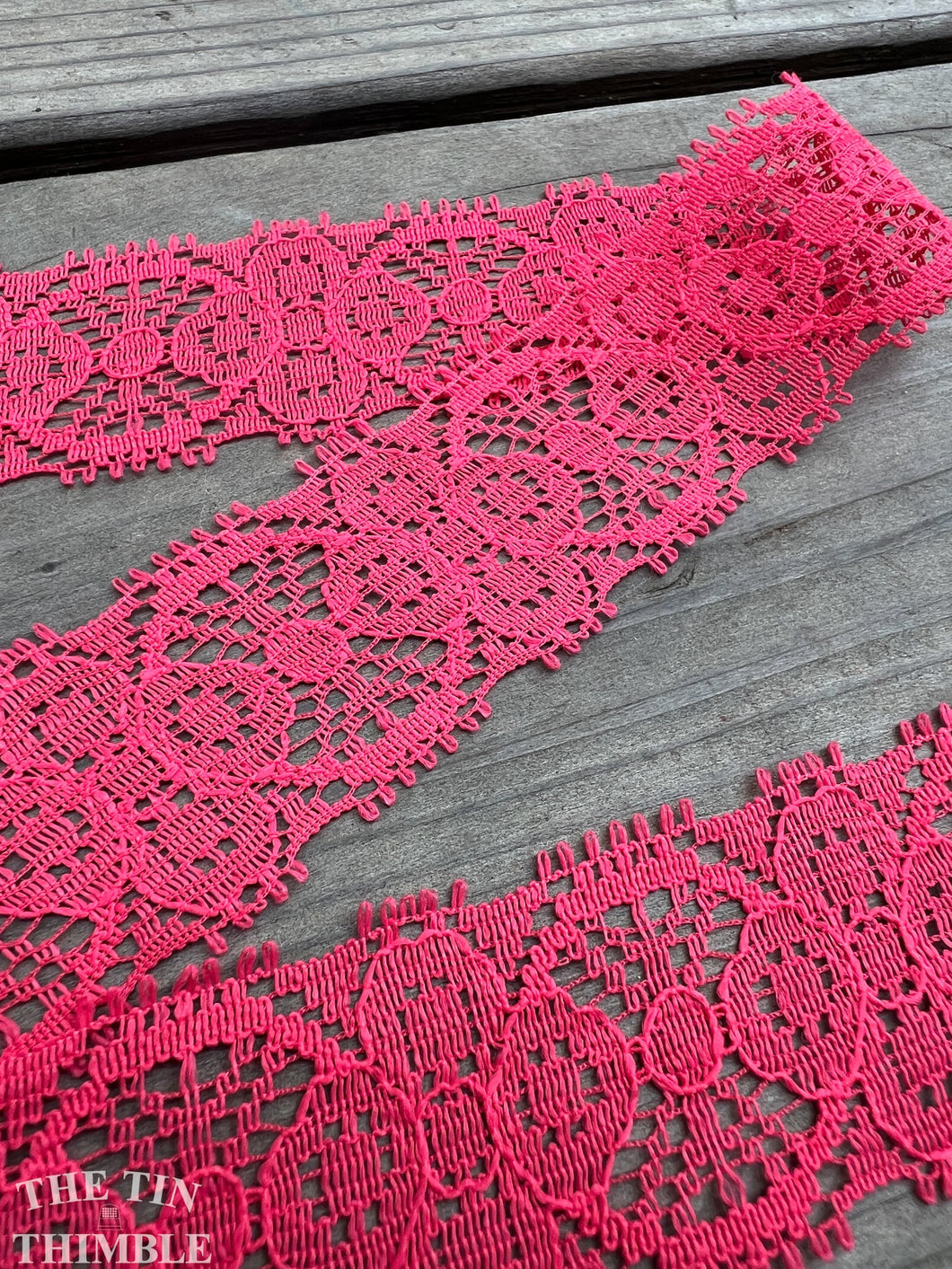 Vintage Lace Trim - By the Half Yard - Pink Nylon Eyelash Lace - 1