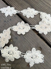 Load image into Gallery viewer, 100% Cotton Vintage Crocheted Trim - Ecru Cotton Flower Trim - Sold by the Half Yard

