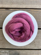 Onion Purple Superfine Merino Wool Roving - 1 oz - 19 Micron Roving for Felting, Weaving, Arm Knitting, Spinning and More