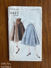 Load image into Gallery viewer, 1952 Vogue #7593 Sewing Pattern - Waist 28&quot; - Authentic Vintage 1952 Skirt Pattern - Factory Fold
