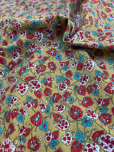 Load image into Gallery viewer, Printed Floral Cotton Fabric - By the Yard - Authentic Vintage 1950s 100% Cotton with Beautiful Leaf Print
