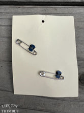 Load image into Gallery viewer, Vintage Celluloid Buttons - Dark Blue 1940s Buttons - 35mm

