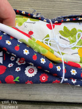 Load image into Gallery viewer, Fabric Scrap Bundle / Vintage and New Fabric Scraps / Cotton Fabric Destash Grab Bag / SB326 / Red and Blue
