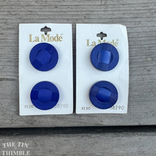 Load image into Gallery viewer, Vintage Plastic &#39;La Mode&#39; Blue Plastic Buttons - Card of 2 - 25mm or 1 Inch
