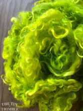 Load image into Gallery viewer, Mohair Locks for Felting, Spinning or Weaving - 1/4 Oz - Hand Dyed in the Color &#39;Neon Green
