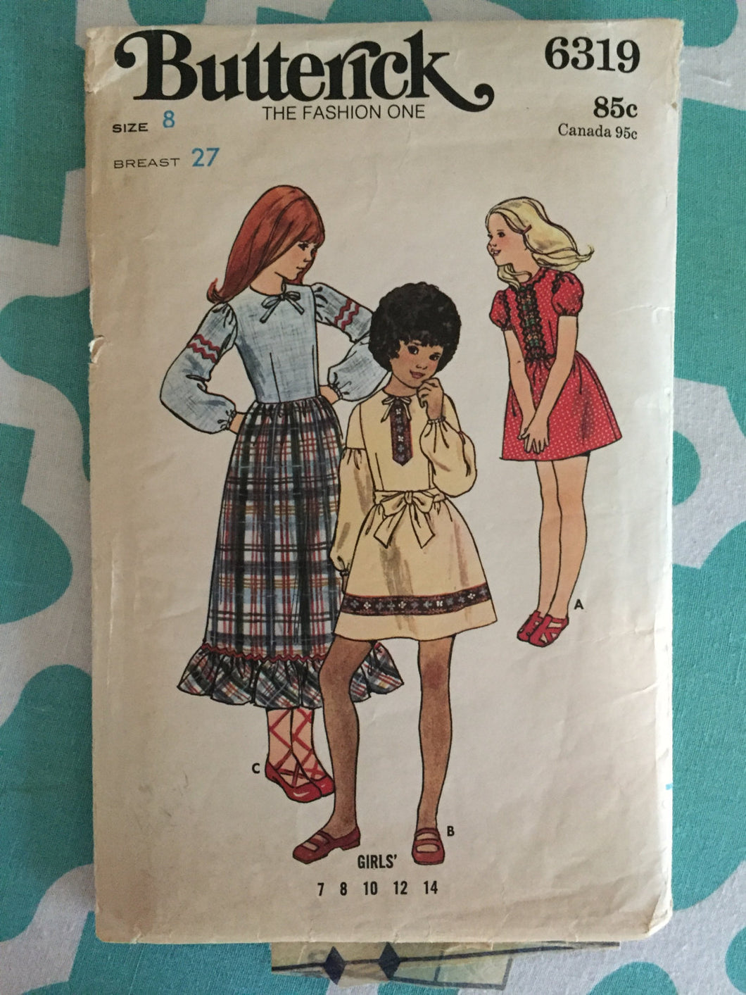 1970s Butterick Girl's Dress Pattern 6319 Size 8 Bust 28
