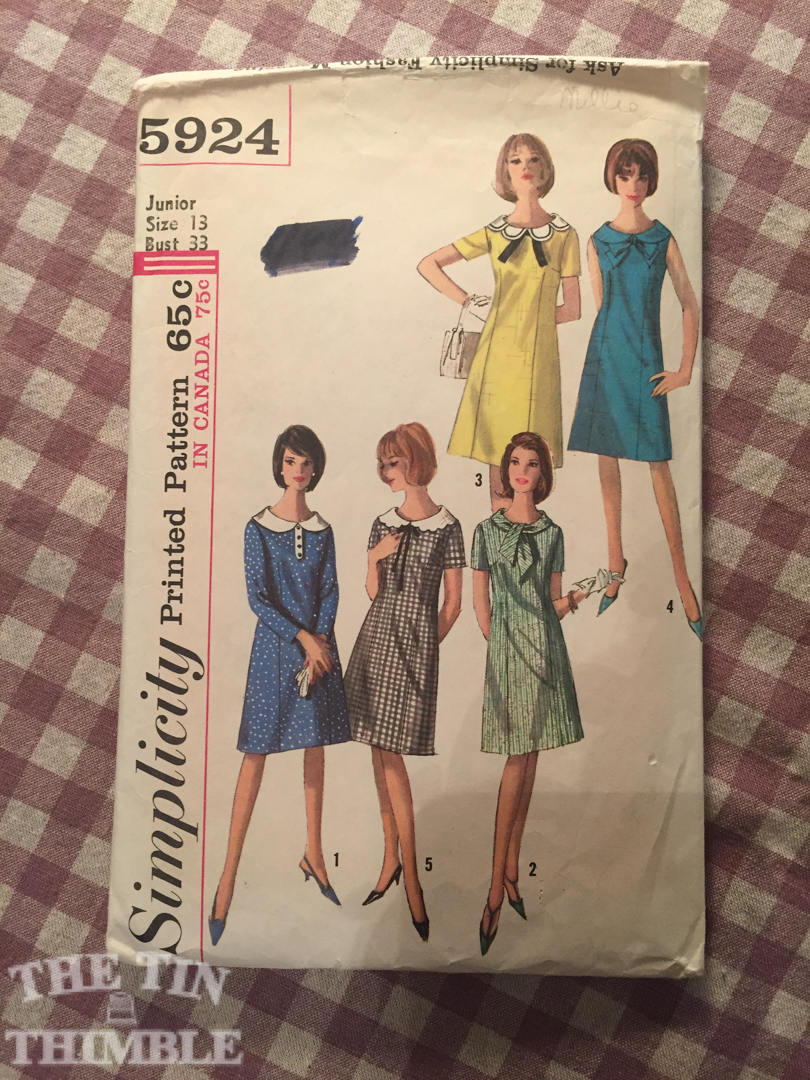 Collared Simplicity Dress Pattern #5924 Vintage 1960s Size 13 Bust 33