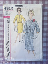 Load image into Gallery viewer, Skirt and Jacket Pattern / 1960s Simplicity Pattern #4812 Size 16 Bust 36&quot;  Vintage Simplicity Pattern / 60s Pattern / Boxy Jacket
