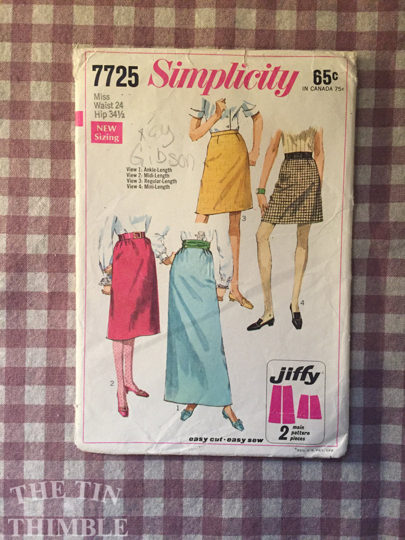 Vintage Sewing Pattern / Simplicity Skirt Pattern / Simplicity 7725 / Waist 24 / Vintage A Line Skirt / Simplicity Pattern / 1960s Fashion