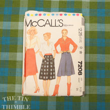 Load image into Gallery viewer, Culottes Pattern / 1980&#39;s Sewing Pattern for Women / McCall&#39;s 7208 / Waist 24 / Wrap Skirt Pattern / 1980s Skirt Pattern /QUICK LIST

