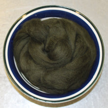 Load image into Gallery viewer, Forest Merino Wool Roving - 21.5 micron -1 oz - For Nuno Felting, Wet Felting, Weaving, Spinning and More
