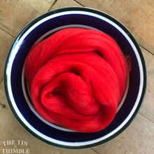 Load image into Gallery viewer, Tomato Merino Wool Roving - 21.5 micron -1 oz - For Nuno Felting, Wet Felting, Weaving, Spinning and More

