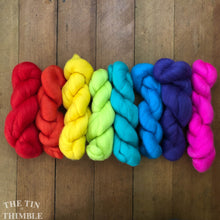 Load image into Gallery viewer, Merino Wool Roving Pack - The Rainbow - Eight Colors, 1 Ounce Each - High Quality Merino Wool for Felting, Weaving and Spinning
