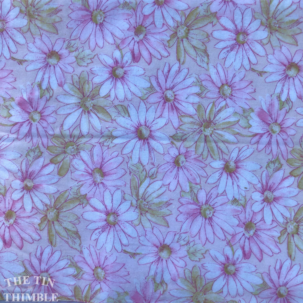Authentic Vintage Daisy Floral Printed Flannel - Cotton/Poly Blend - Sold by the Yard